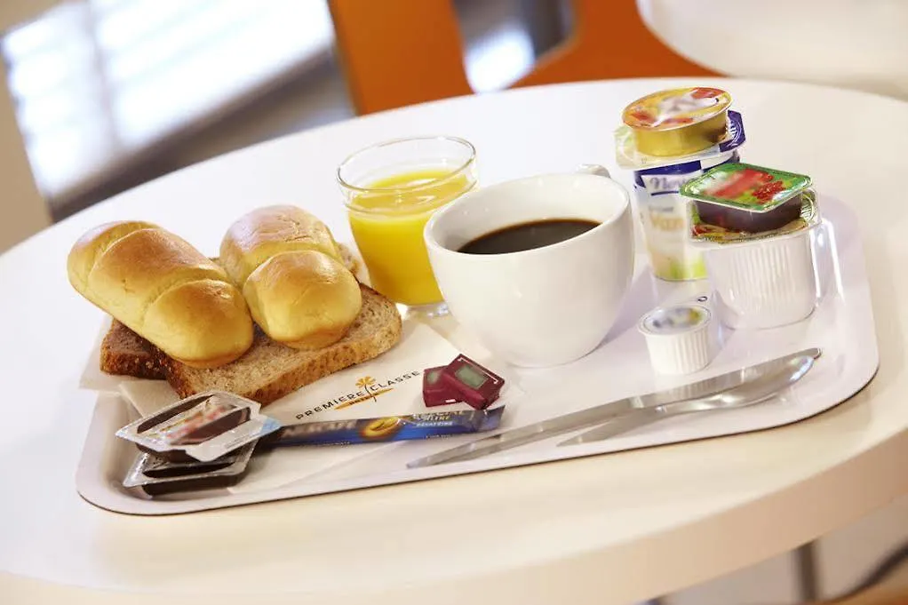 Hotel Premiere Classe Avignon Parc Des Expositions France
